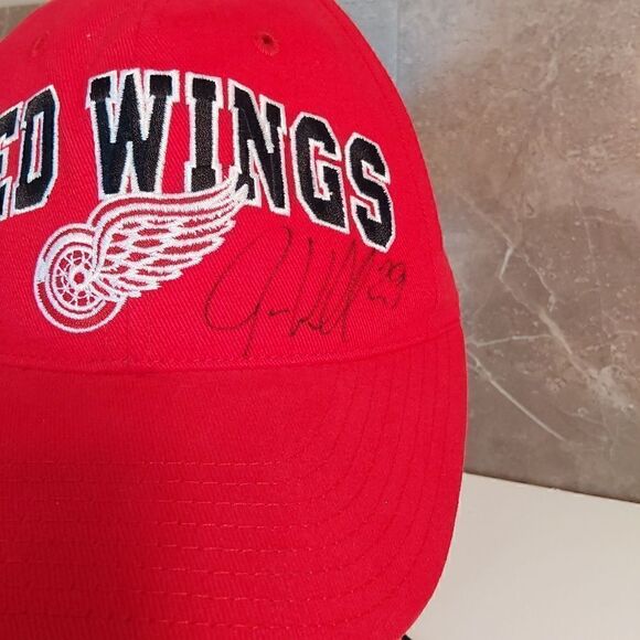 Detroit Red Wings hat Jason Williams signed - Picture 4 of 7